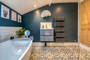 Photo 27- click for photo gallery